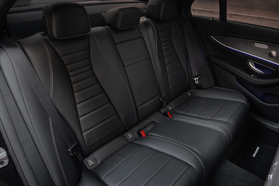 Аренда Mercedes E350 4matic в Москве