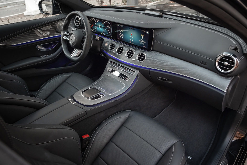 Аренда Mercedes E350 4matic в Москве