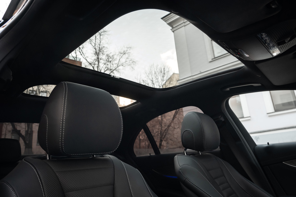 Аренда Mercedes E350 4matic в Москве