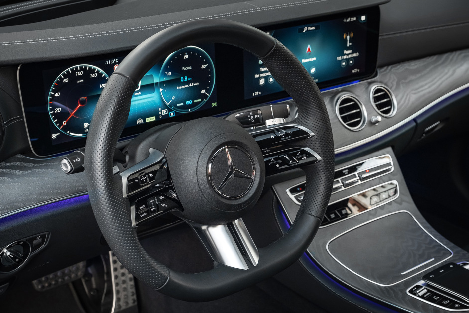 Аренда Mercedes E350 4matic в Москве