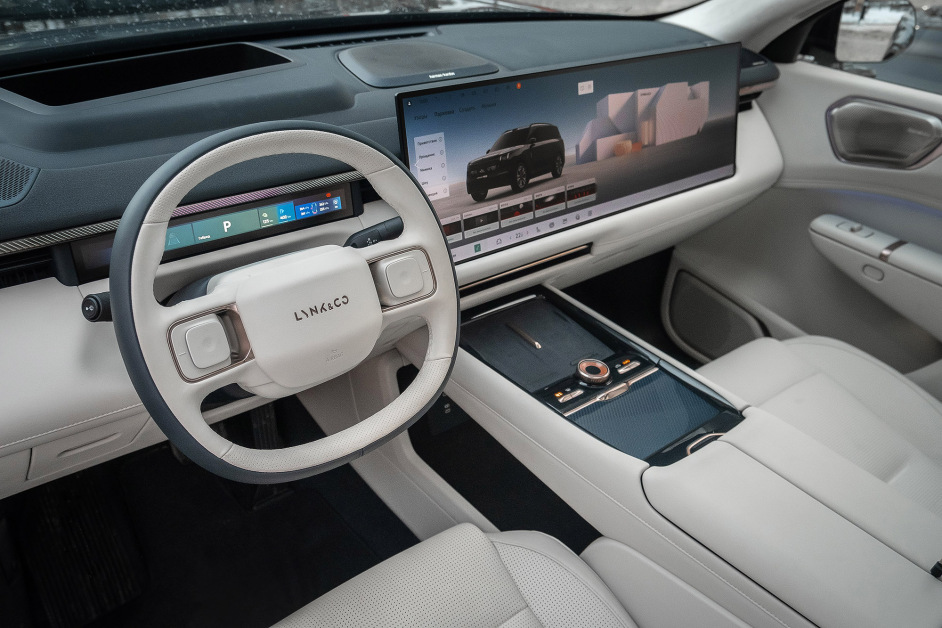 Аренда Lynk & Co 900 Spa Evo в Санкт-Петербурге