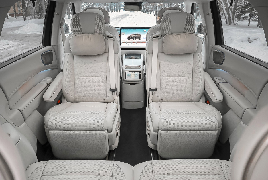 Аренда Lynk & Co 900 Spa Evo в Санкт-Петербурге