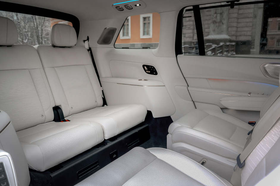 Аренда Lynk & Co 900 Spa Evo в Санкт-Петербурге