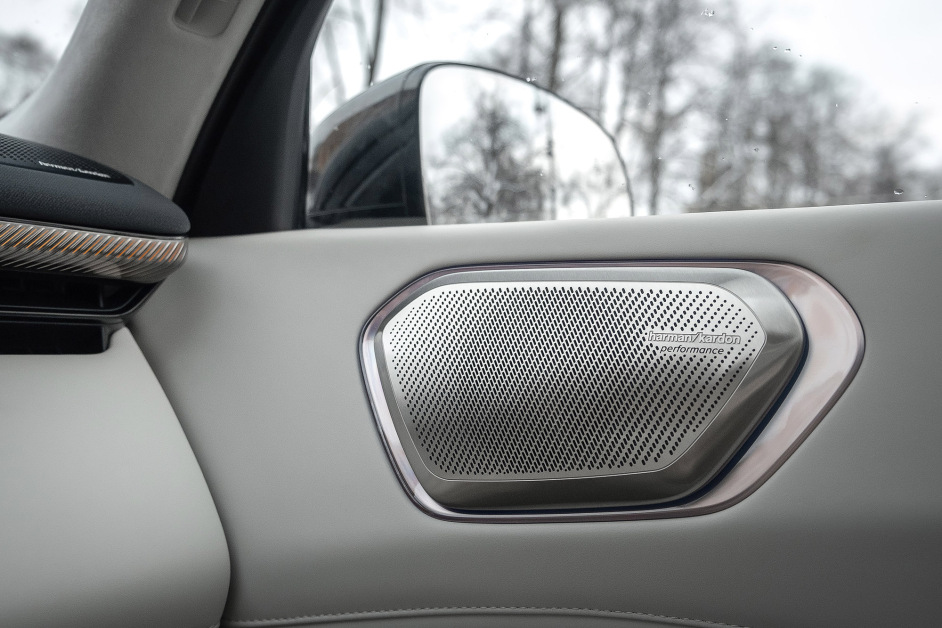 Аренда Lynk & Co 900 Spa Evo в Санкт-Петербурге