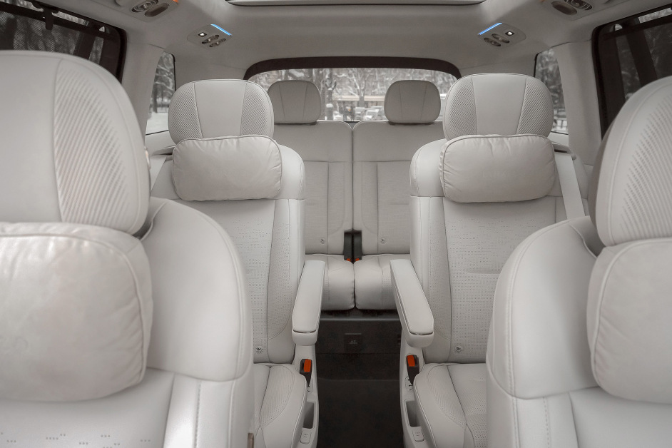 Аренда Lynk & Co 900 Spa Evo в Санкт-Петербурге