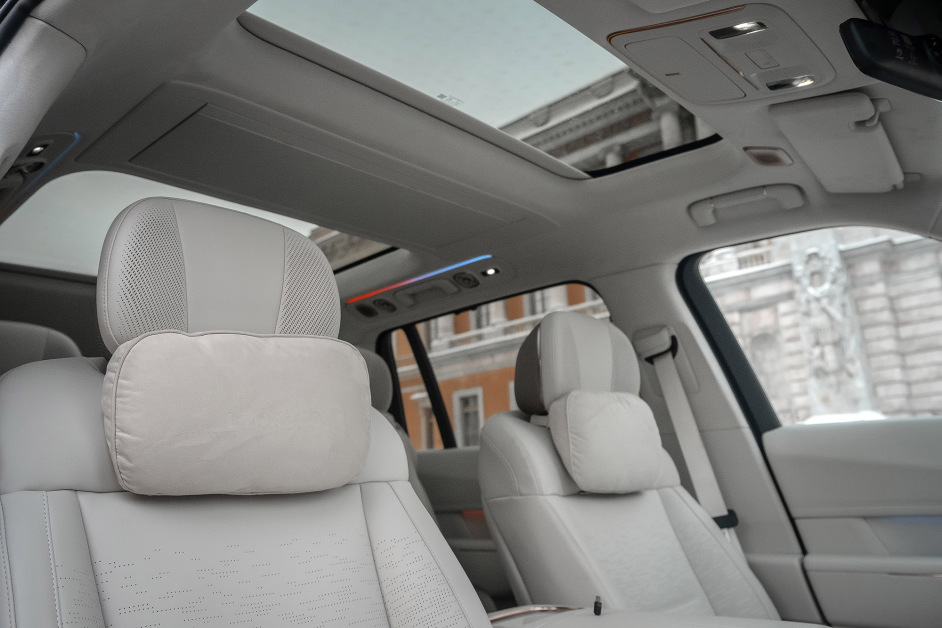 Аренда Lynk & Co 900 Spa Evo в Санкт-Петербурге