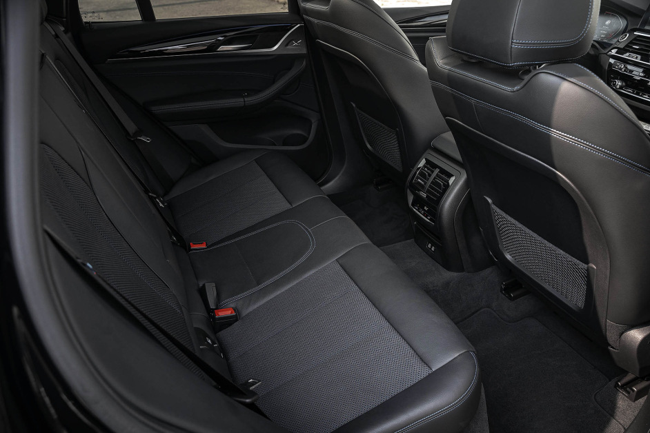 Аренда BMW X3 20d xDrive в Сочи