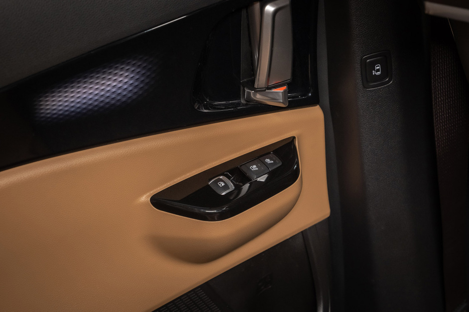 Аренда KIA Carnival в Москве