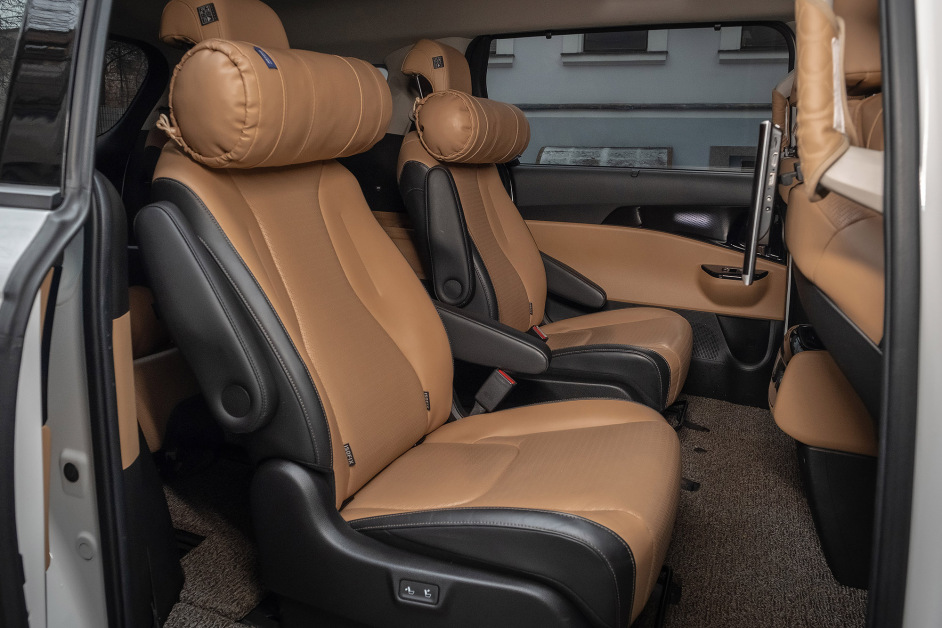 Аренда KIA Carnival в Москве