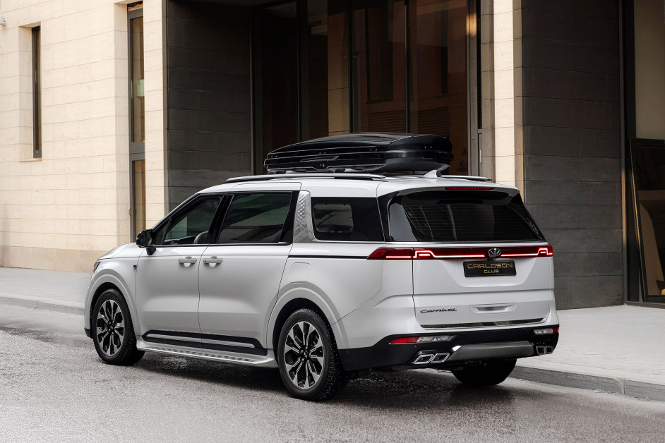 Аренда KIA Carnival в Москве