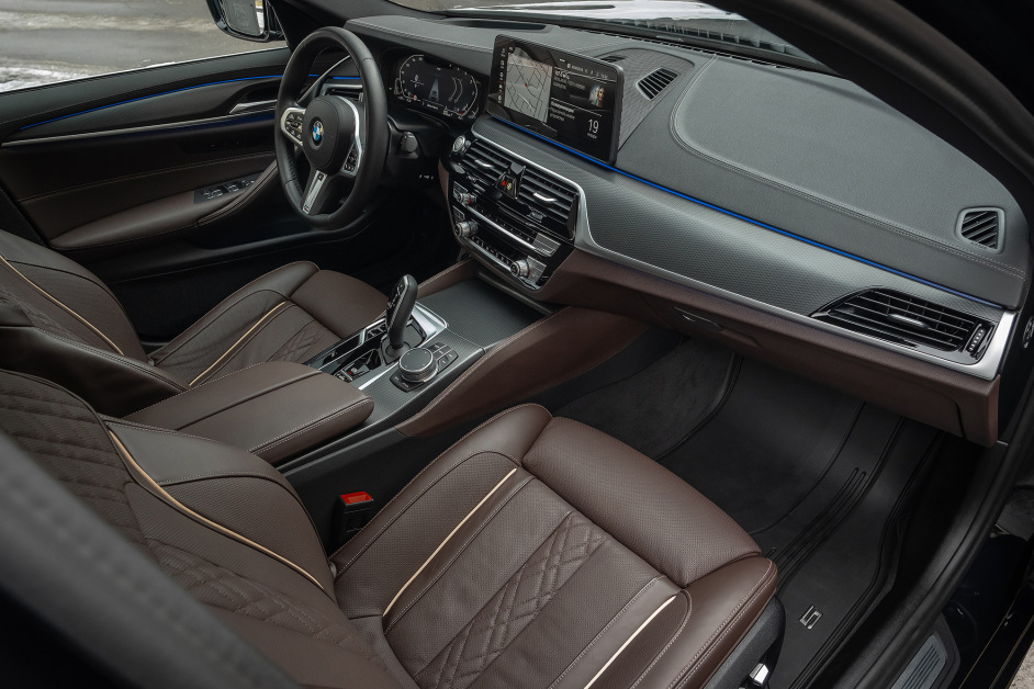 Аренда BMW 523d xDrive в Москве