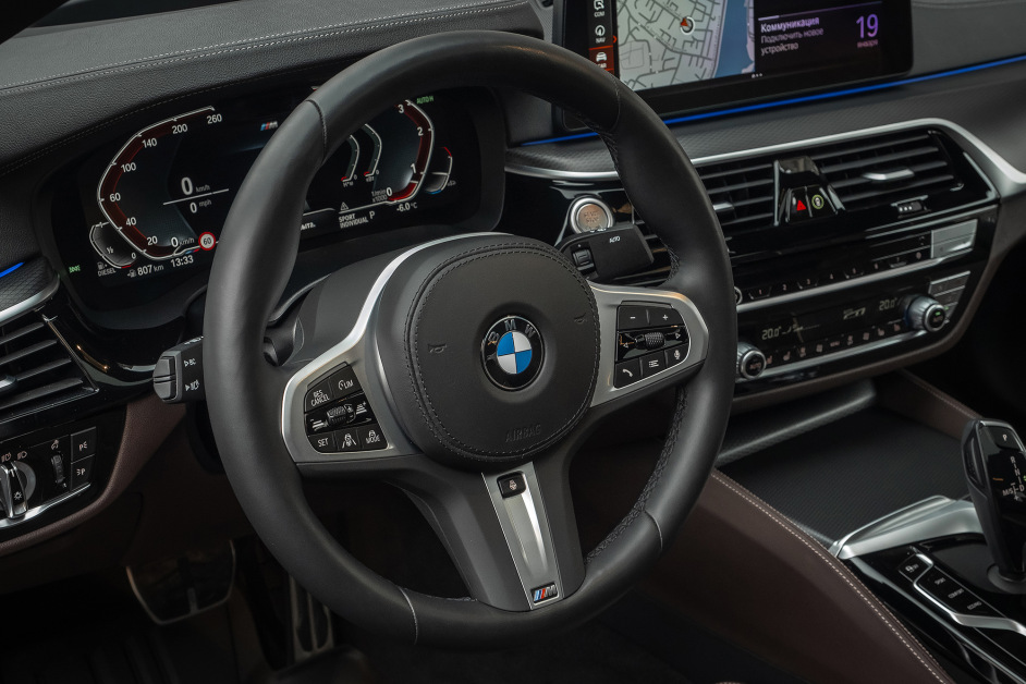 Аренда BMW 523d xDrive в Москве