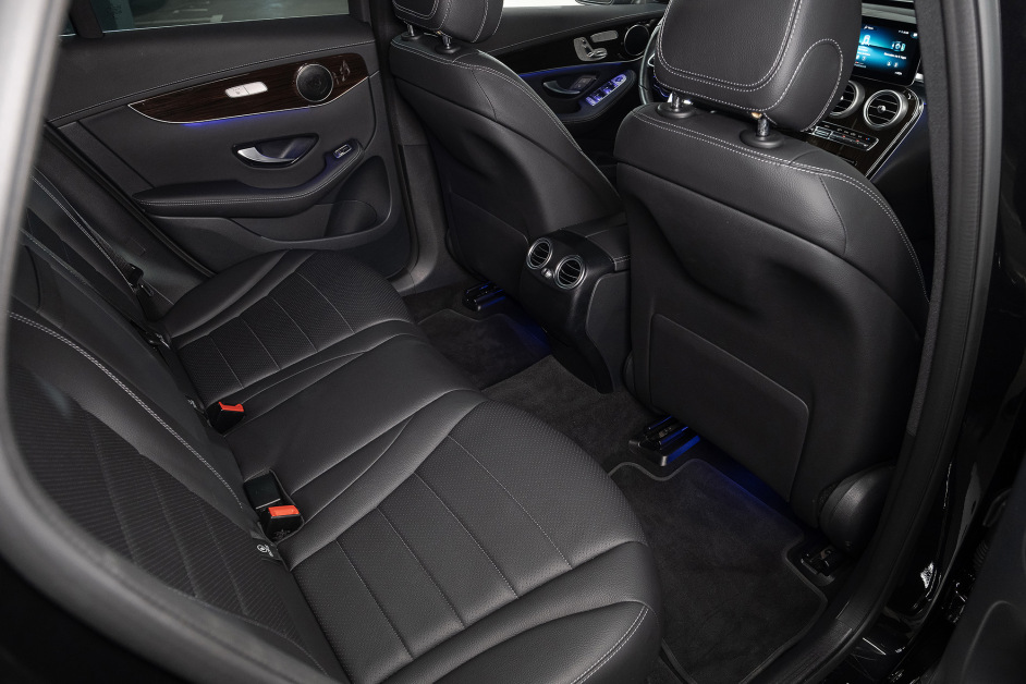 Аренда Mercedes GLC 300 4matic в Санкт-Петербурге