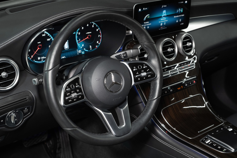 Аренда Mercedes GLC 300 4matic в Санкт-Петербурге