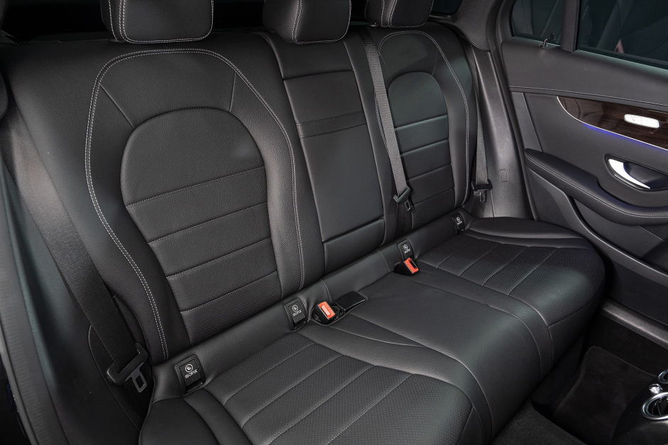 Аренда Mercedes GLC 300 4matic в Санкт-Петербурге