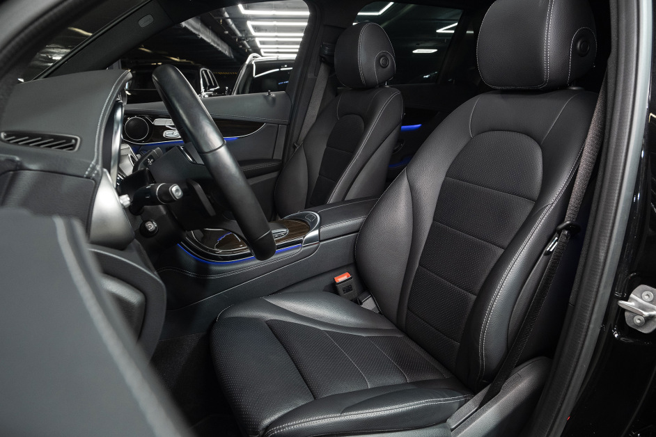 Аренда Mercedes GLC 300 4matic в Санкт-Петербурге