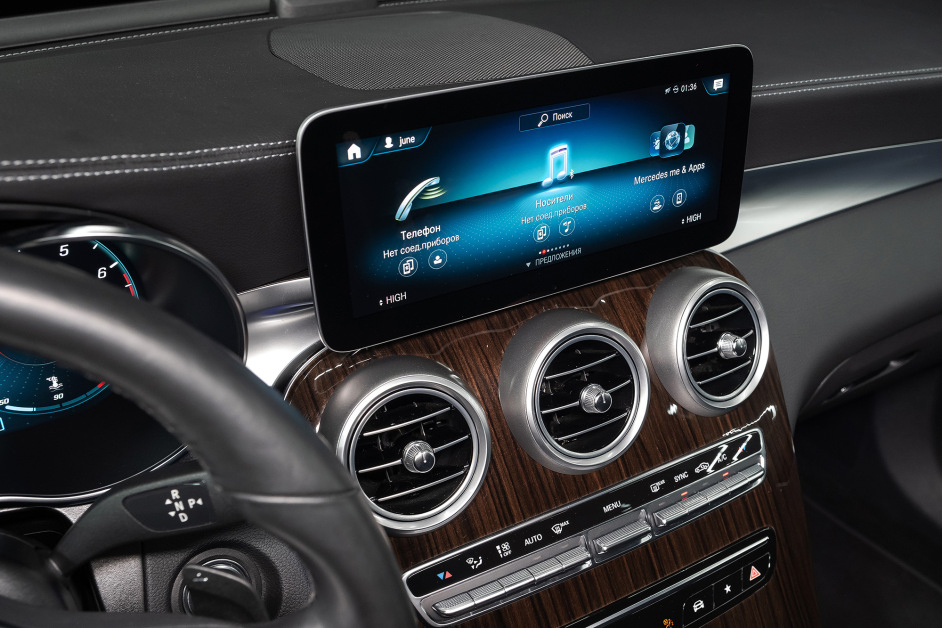 Аренда Mercedes GLC 300 4matic в Санкт-Петербурге