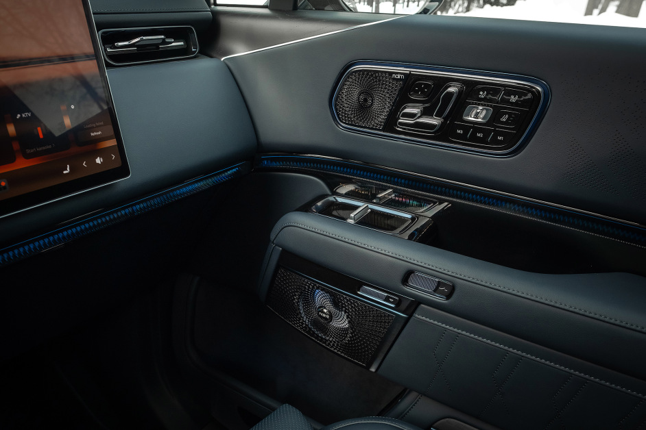 Аренда Zeekr 9x Max в Москве