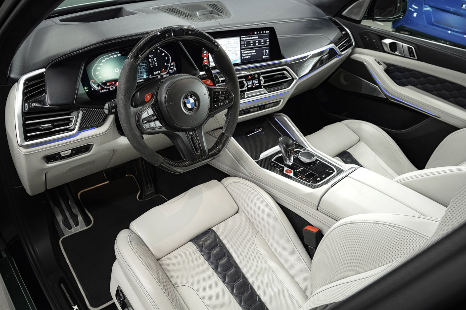 Аренда BMW X5M Competition в Санкт-Петербурге