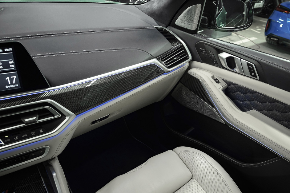 Аренда BMW X5M Competition в Санкт-Петербурге