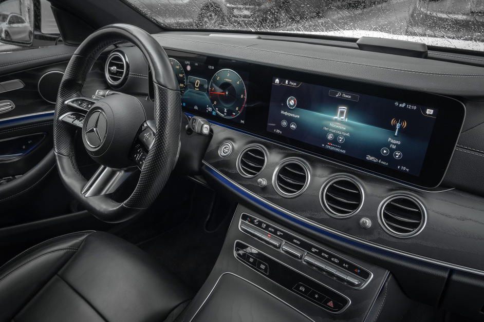 Аренда Mercedes E220d 4matic в Москве