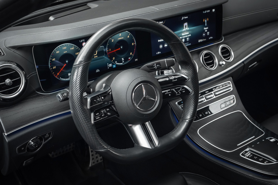 Аренда Mercedes E220d 4matic в Москве