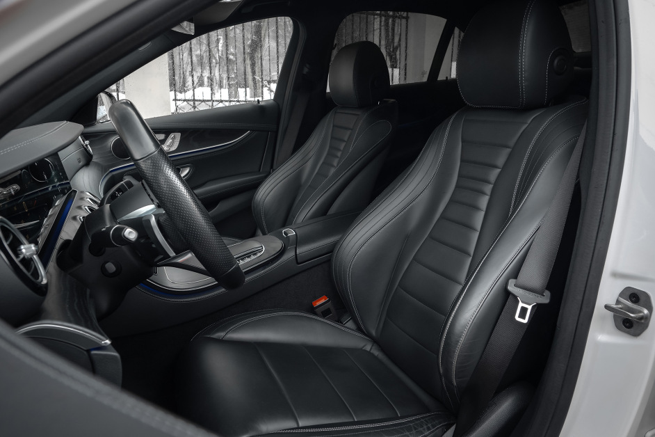 Аренда Mercedes E220d 4matic в Москве