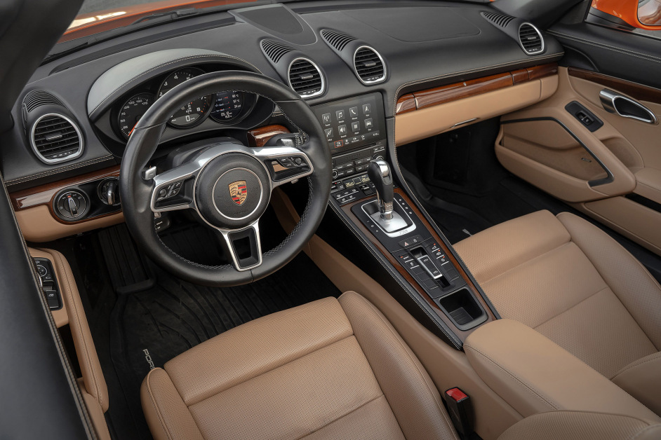 Аренда Porsche  в Сочи