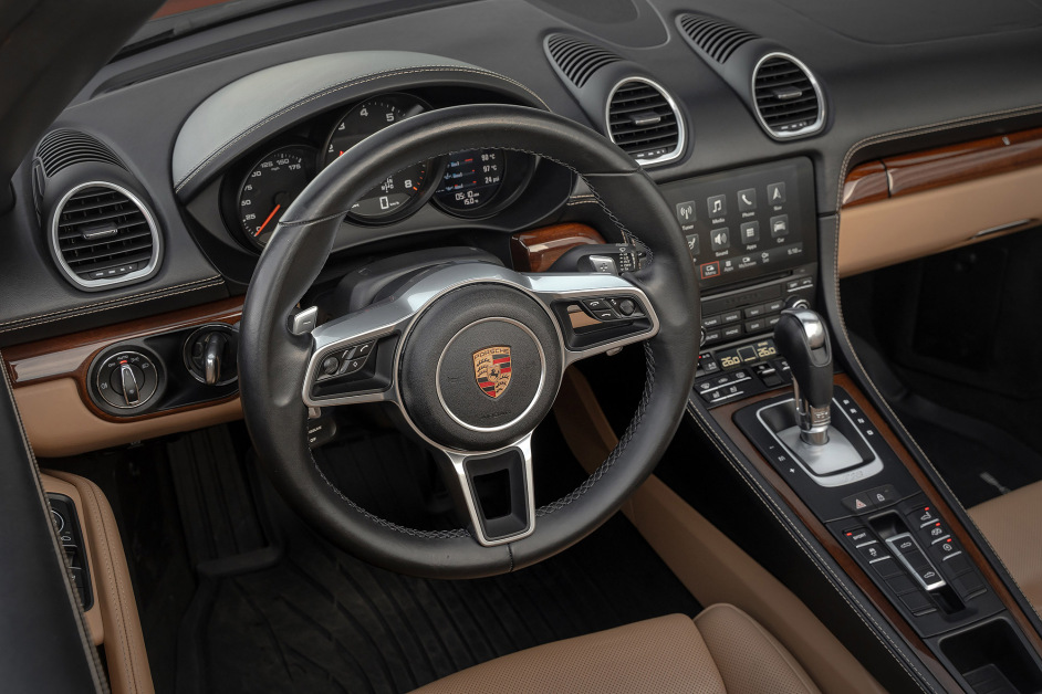 Аренда Porsche  в Сочи