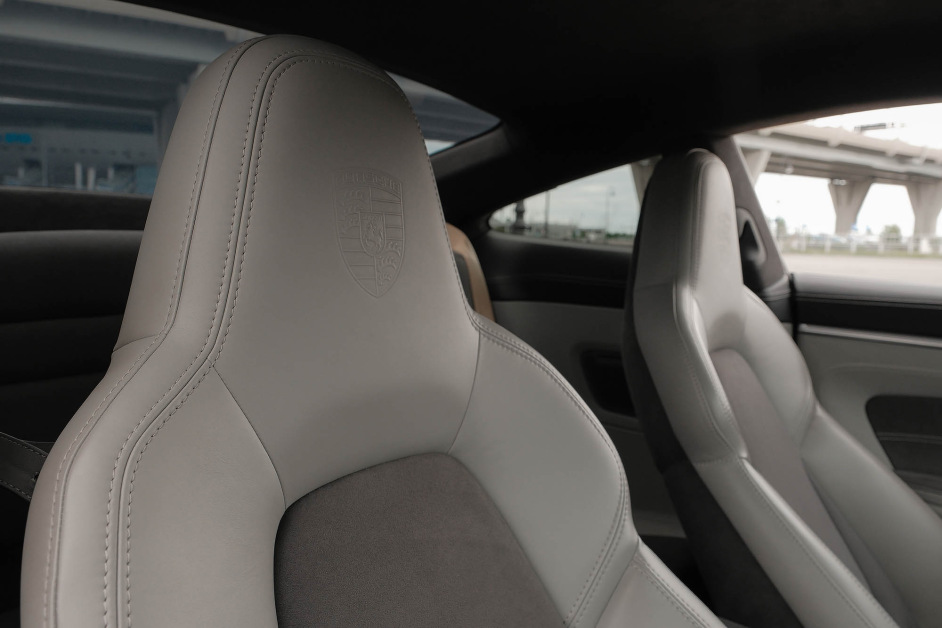 Аренда Porsche 911 Carrera S в Санкт-Петербурге