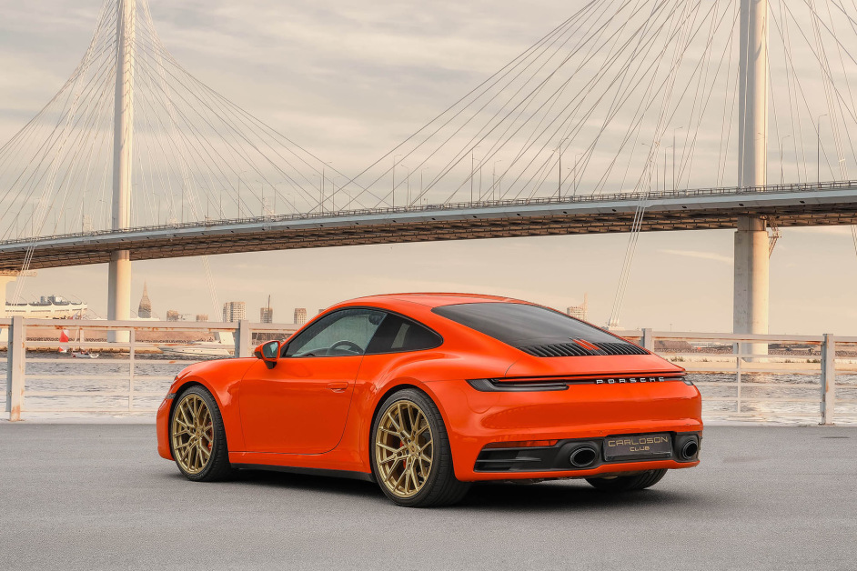 Аренда Porsche 911 Carrera S в Санкт-Петербурге