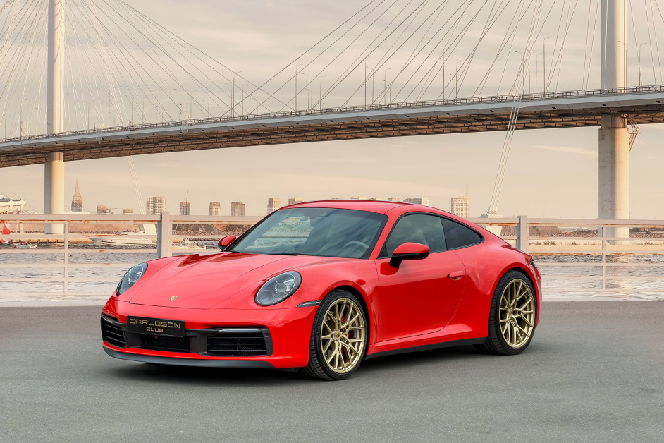 Аренда Porsche 911 Carrera S в Санкт-Петербурге