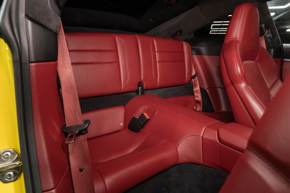 Аренда Porsche 911 Carrera 4S в Санкт-Петербурге