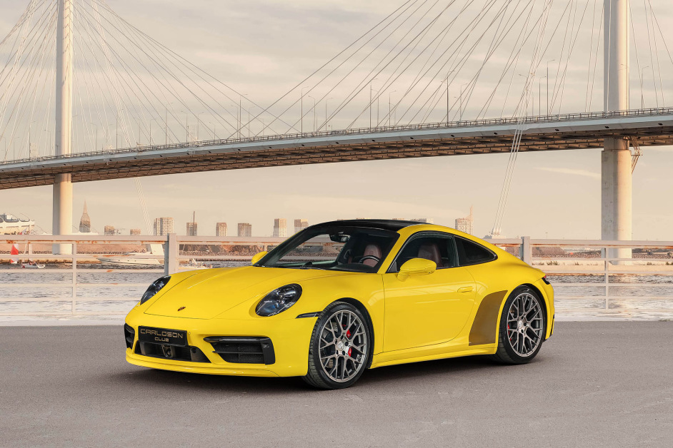 Аренда Porsche 911 Carrera 4S в Санкт-Петербурге