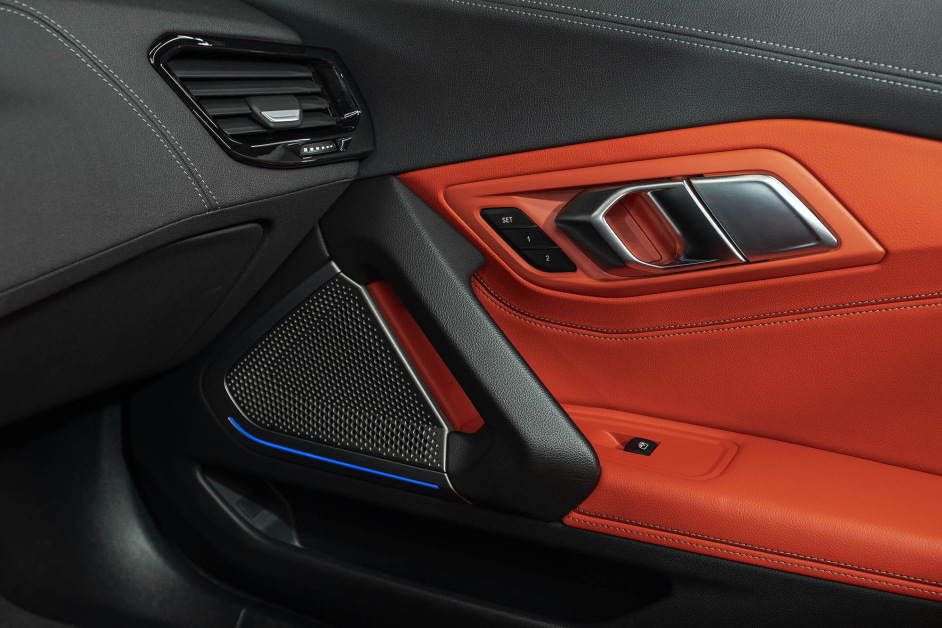 Аренда BMW Z4 M40i в Санкт-Петербурге