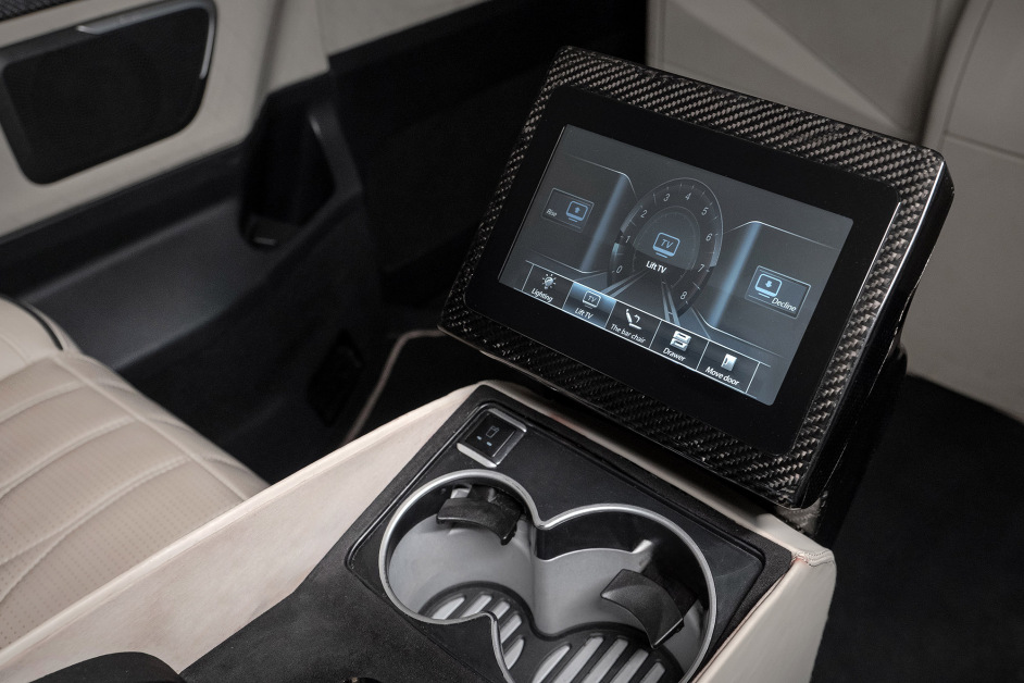 Аренда Mercedes V300d VIP в Москве