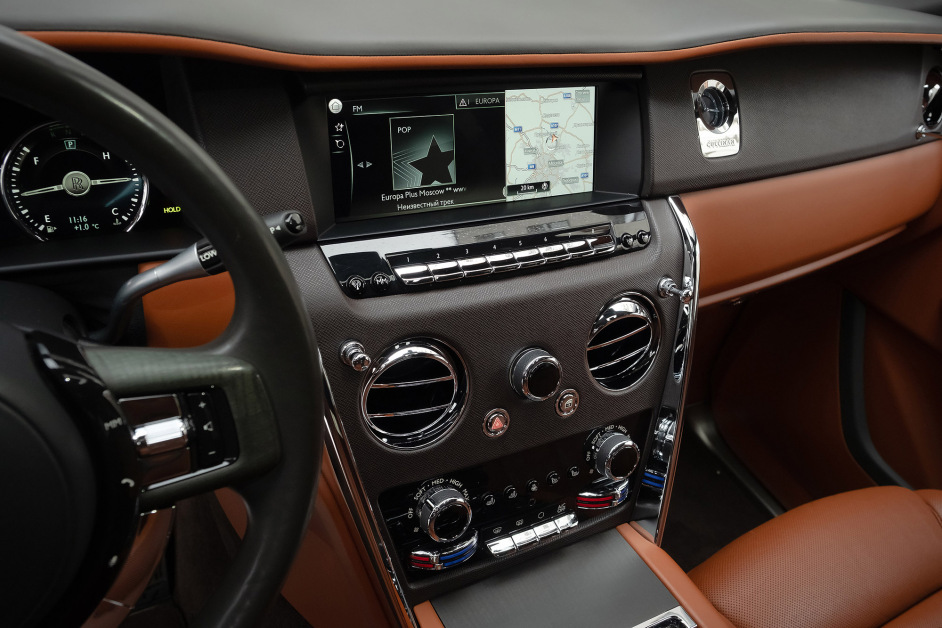 Аренда Rolls Royce Cullinan в Москве