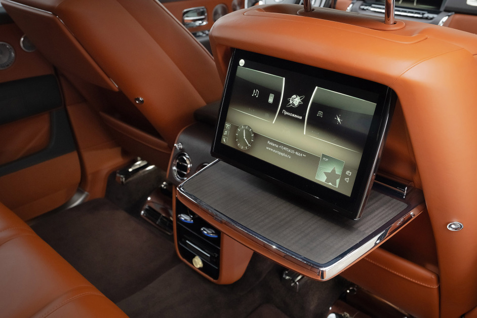 Аренда Rolls Royce Cullinan в Москве