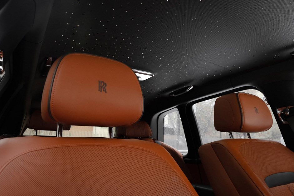 Аренда Rolls Royce Cullinan в Москве