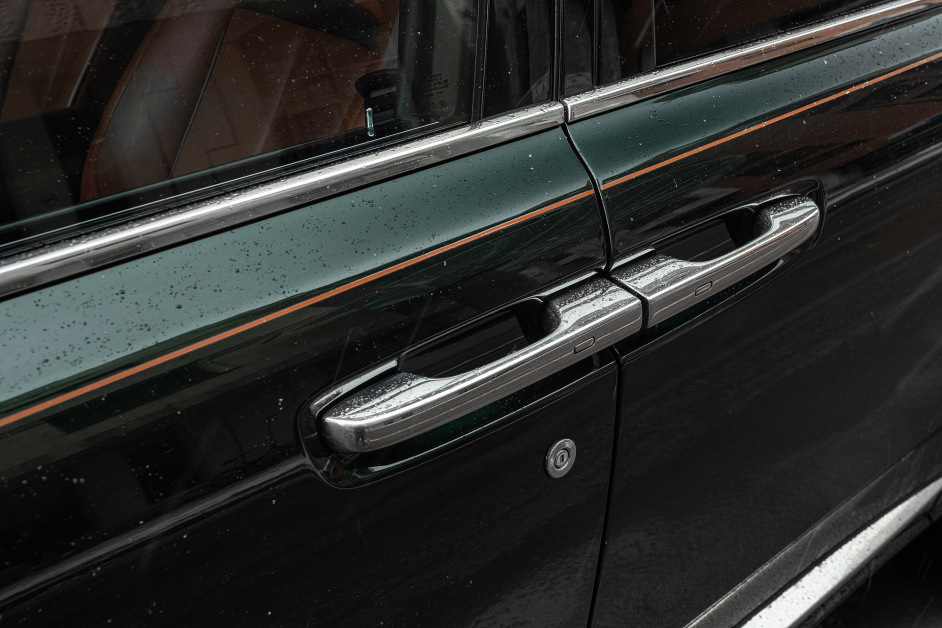 Аренда Rolls Royce Cullinan в Москве