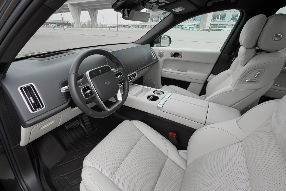 Аренда Lixiang L7 Ultra в Санкт-Петербурге