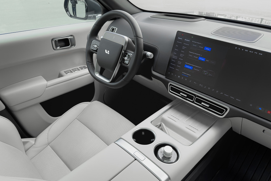 Аренда Lixiang L7 Ultra в Санкт-Петербурге