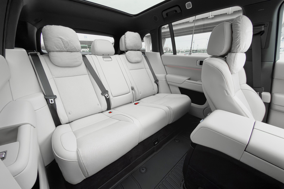 Аренда Lixiang L7 Ultra в Санкт-Петербурге