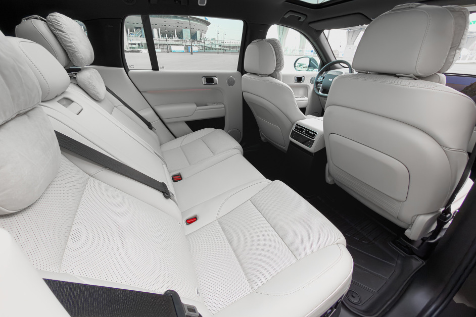 Аренда Lixiang L7 Ultra в Санкт-Петербурге