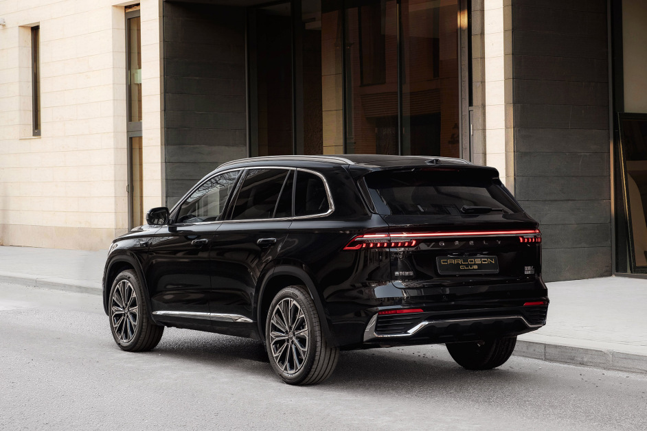 Аренда Geely Monjaro rest. в Москве