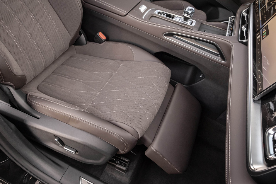 Аренда Geely Monjaro rest. в Москве