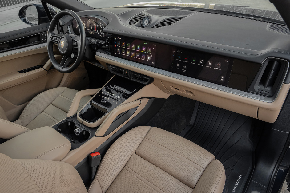 Аренда Porsche Cayenne Coupe rest. в Москве