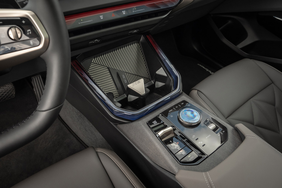 Аренда BMW X3L 30d в Санкт-Петербурге