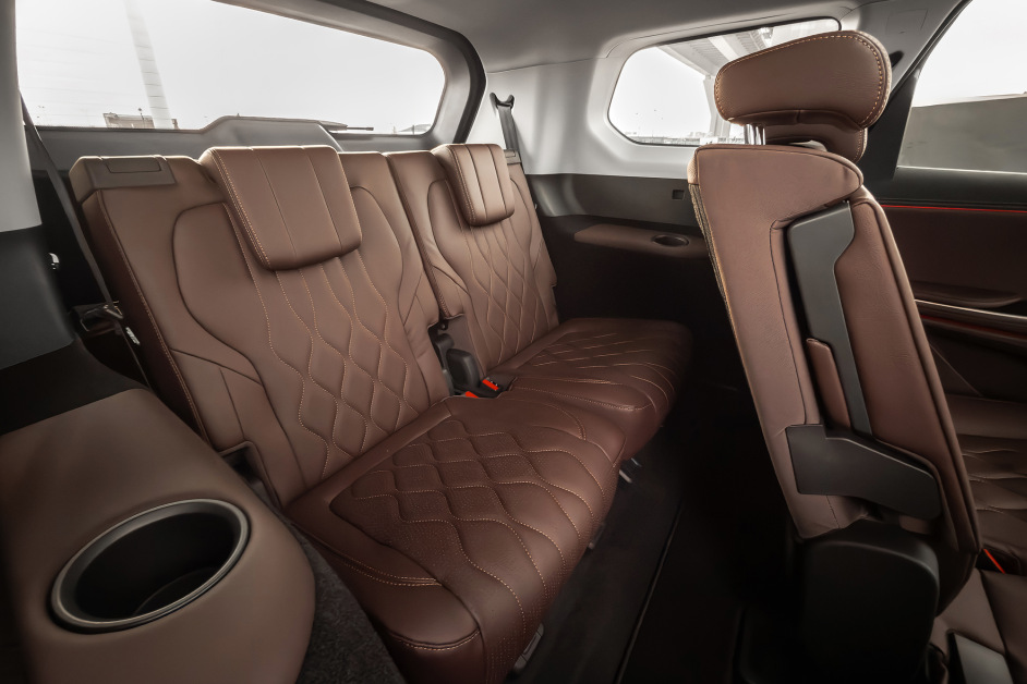 Аренда Exeed VX в Санкт-Петербурге