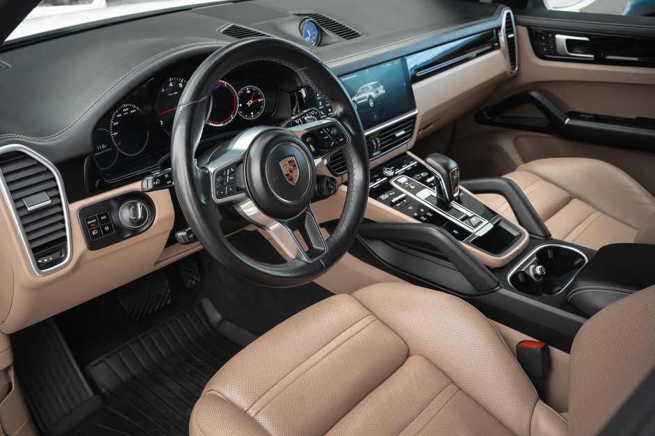 Аренда Porsche Cayenne в Сочи